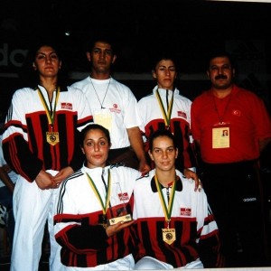 alt_1Karate Okulu: Ersoy Cırlar Karate Akademisi