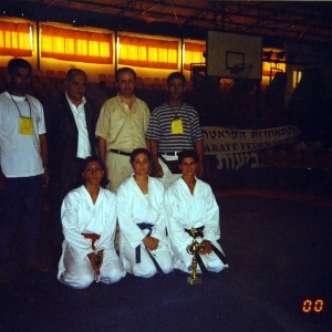 alt_1Karate Okulu: Ersoy Cırlar Karate Akademisi