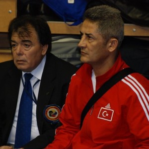 alt_1Karate Okulu: Ersoy Cırlar Karate Akademisi