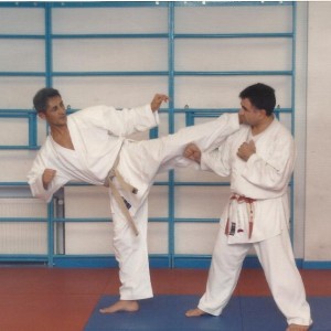 alt_1Karate Okulu: Ersoy Cırlar Karate Akademisi