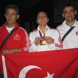 alt_1Karate Okulu: Ersoy Cırlar Karate Akademisi