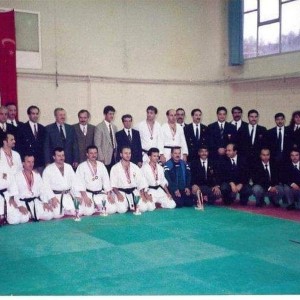 alt_1Karate Okulu: Ersoy Cırlar Karate Akademisi