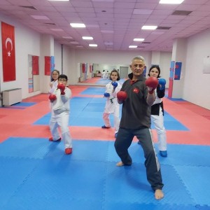 alt_1Karate Okulu: Ersoy Cırlar Karate Akademisi