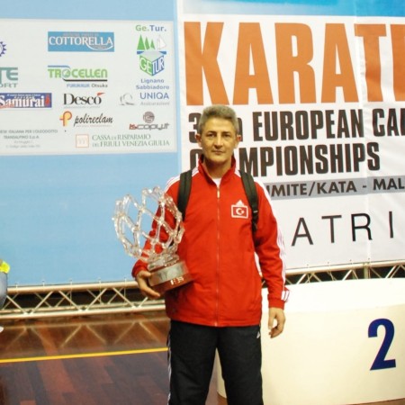 Karate Okulu: Ersoy Cırlar Karate Akademisi